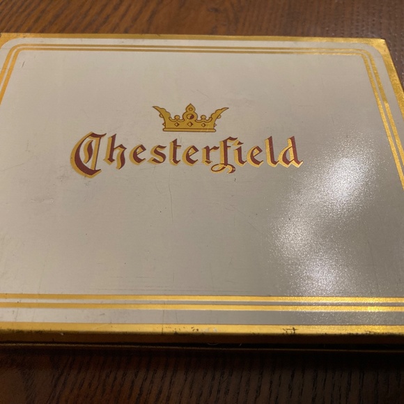 Liggett and Myers Chesterfield 50 cigarette tin. In collectors condition - Picture 2 of 8